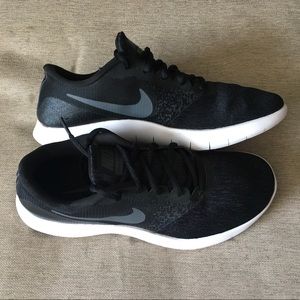 Men’s Nike flex contact